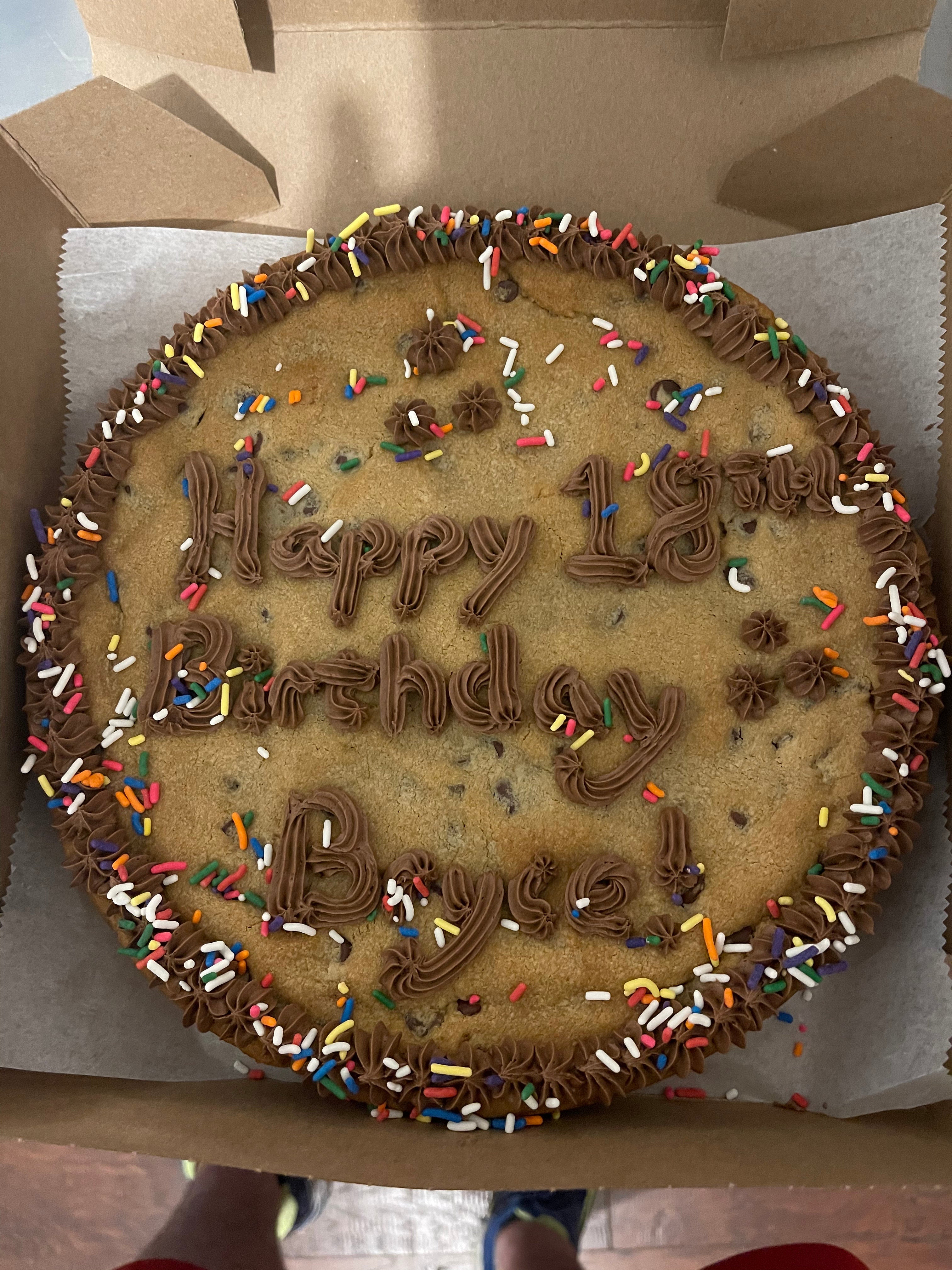 Cookie Cake – Paul's Bakery